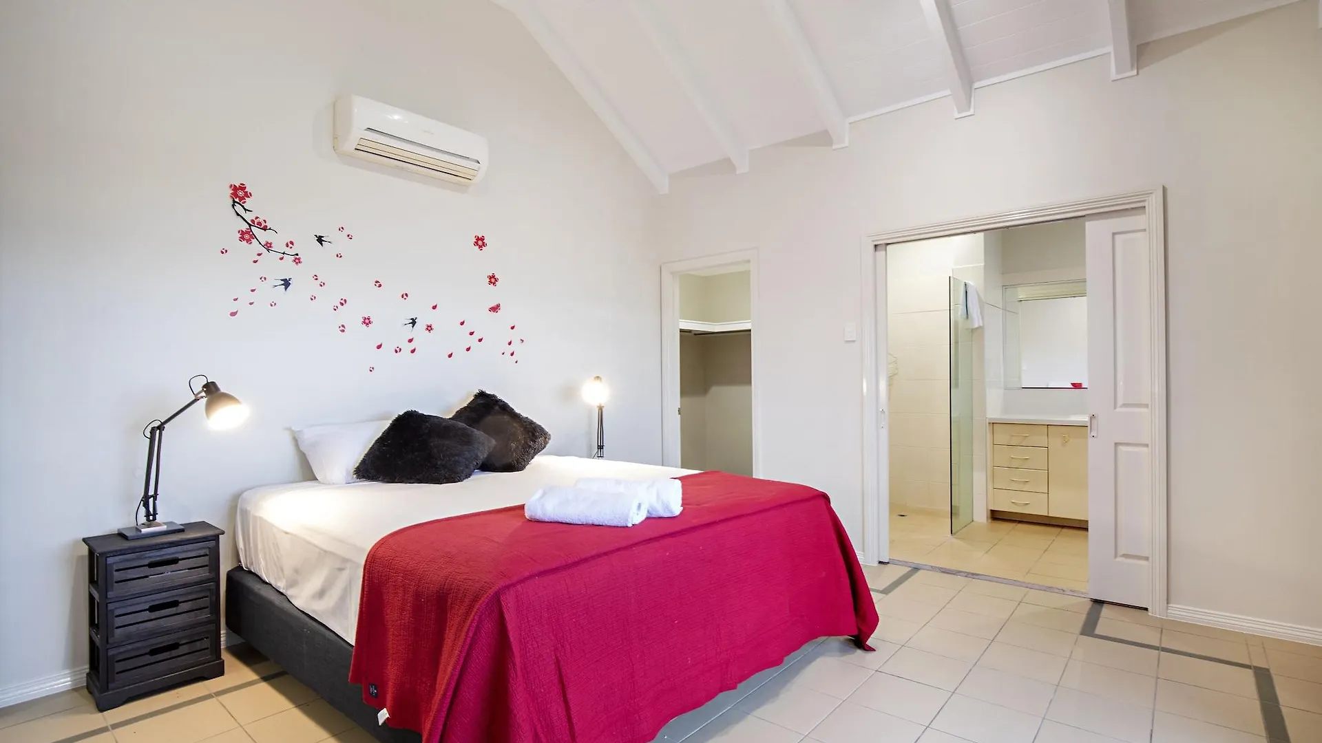 Toscana Village Resort Airlie Beach 0*,  Australien